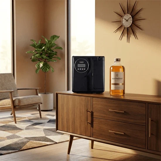 מארז מפיץ ריח חשמלי ותמציות לשנה